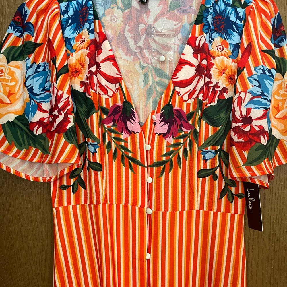 Multi maxi lose fun dress!